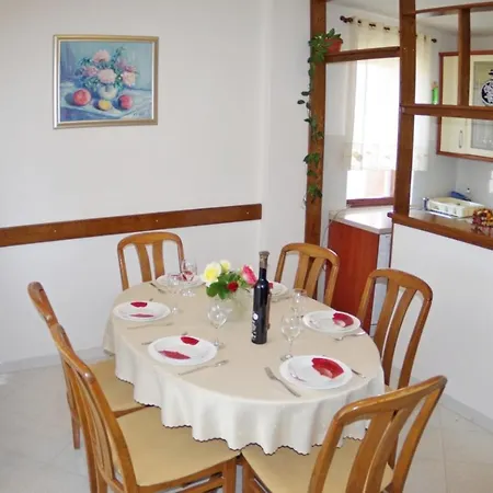 Apartment Ana With Private Pool