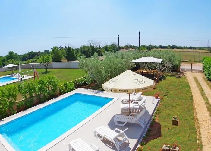 Ana With Private Pool